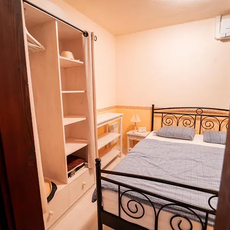 Willa Ursula Umag